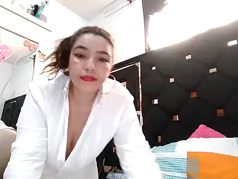 vegacristal88 online show from 02/08/26, 03:15