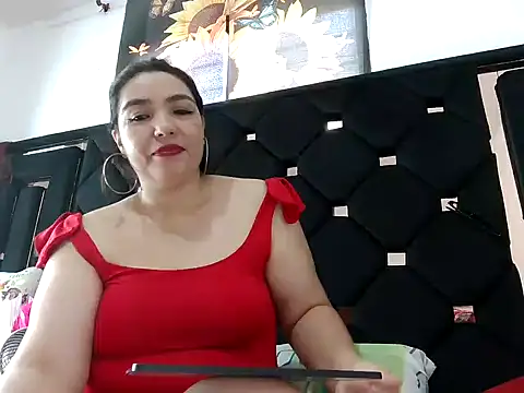 Snapshot of vegacristal88 chatting on 06/19/26, 09:40 vegacristal88 online show from 06/19/26, 09:40