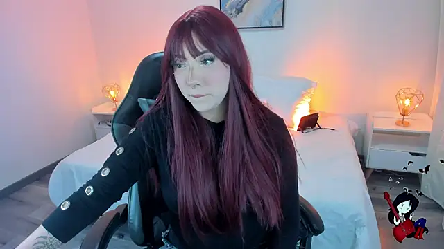 Snapshot of Noahcryptic chatting on 10/08/25, 06:11 Noahcryptic online show from 10/08/25, 06:11