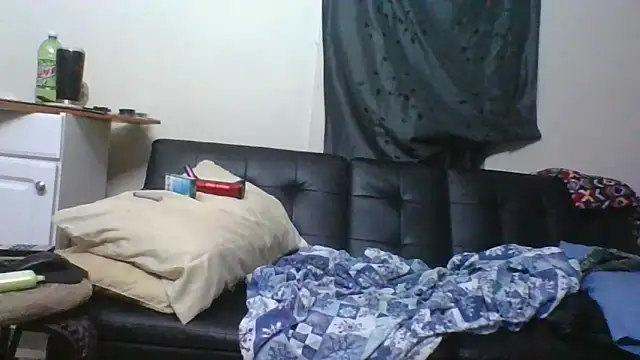 jarjar83 online show from 10/20/25, 08:26