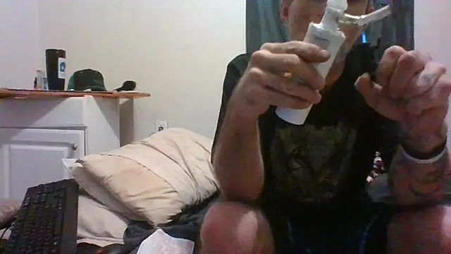 jarjar83 online show from 11/15/25, 09:50