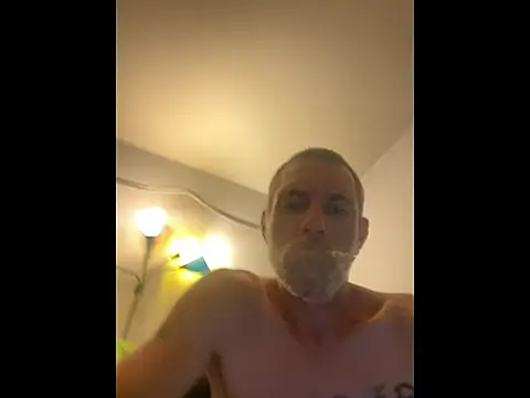 jarjar83 online show from 07/07/26, 07:45