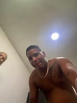 Morenovergon2003 online show from 04/21/26, 06:01