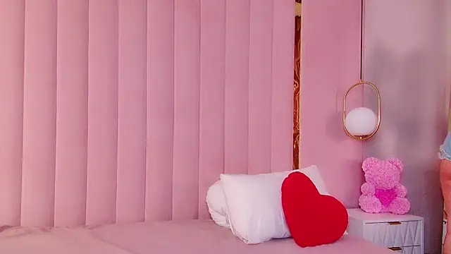 Miranda Kerry online show from 03/21/26, 06:40