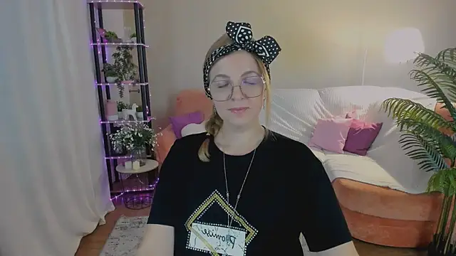 YourUniverser online show from 09/08/25, 03:22