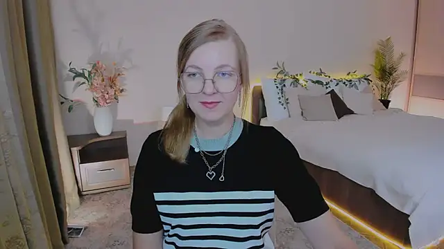 YourUniverser online show from 09/14/25, 11:09