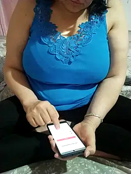 zerdaliii online show from 04/14/26, 05:52