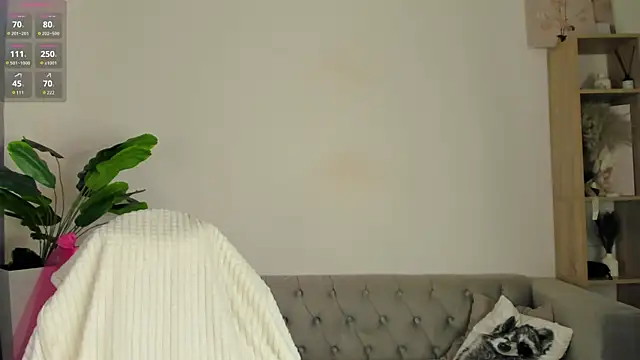 Ice Strawberry online show from 03/30/26, 02:56