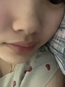 Xu Xubaby online show from 10/22/25, 04:07