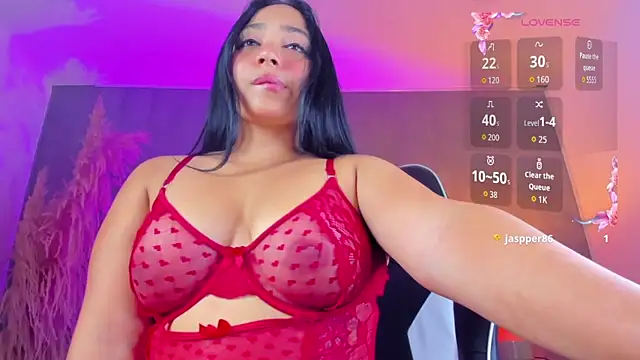 Snapshot of luccia_smith chatting on 05/02/26, 02:27 luccia smith online show from 05/02/26, 02:27
