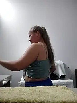 Nala1986 online show from 11/20/25, 04:18