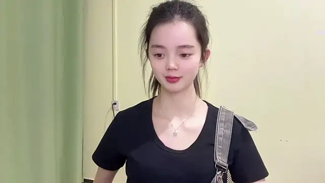 Nicole-13 online show from 02/02/26, 12:04