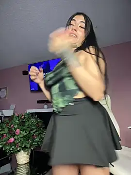 Snapshot of LilithPink_ chatting on 10/23/25, 12:10 LilithPink  online show from 10/23/25, 12:10