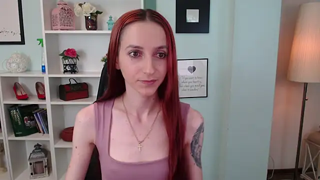 Julia Jae online show from 10/13/25, 06:13