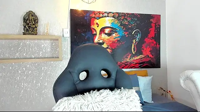 aitana baker  online show from 04/25/26, 07:33