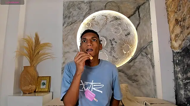 JulienSaint online show from 04/14/26, 11:38