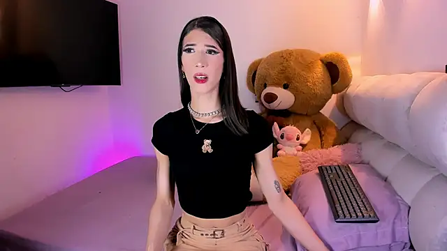 fhalon foxxxys  online show from 04/26/26, 06:55