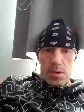 djcarey369159 online show from 10/15/25, 08:20