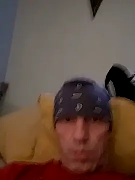 djcarey369159 online show from 04/18/26, 10:52