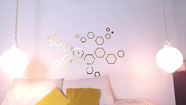 Snapshot of Provincute chatting on 09/22/25, 02:35 Provincute online show from 09/22/25, 02:35