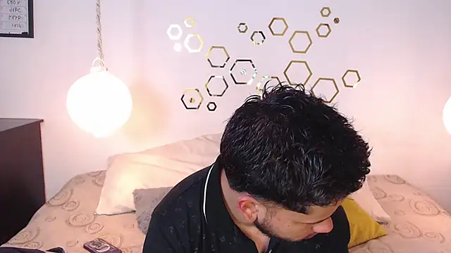 Snapshot of Provincute chatting on 10/21/25, 02:56 Provincute online show from 10/21/25, 02:56