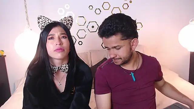 Snapshot of Provincute chatting on 11/23/25, 04:01 Provincute online show from 11/23/25, 04:01