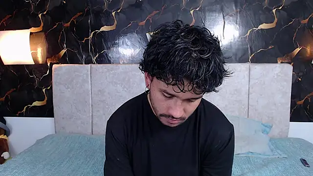 Snapshot of Provincute chatting on 02/18/26, 03:02 Provincute online show from 02/18/26, 03:02