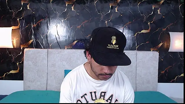 Snapshot of Provincute chatting on 03/03/26, 03:45 Provincute online show from 03/03/26, 03:45