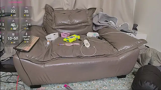 fox-yiyi online show from 03/30/26, 08:04