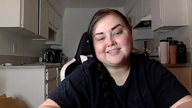 Snapshot of JJbaby1 chatting on 10/25/25, 12:34 JJbaby1 online show from 10/25/25, 12:34
