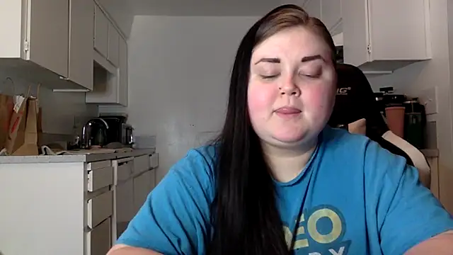 Snapshot of JJbaby1 chatting on 10/29/25, 02:52 JJbaby1 online show from 10/29/25, 02:52