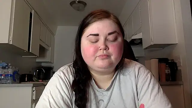 Snapshot of JJbaby1 chatting on 11/17/25, 03:29 JJbaby1 online show from 11/17/25, 03:29