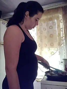 Snapshot of CutieMarine chatting on 10/07/25, 10:56 CutieMarine online show from 10/07/25, 10:56