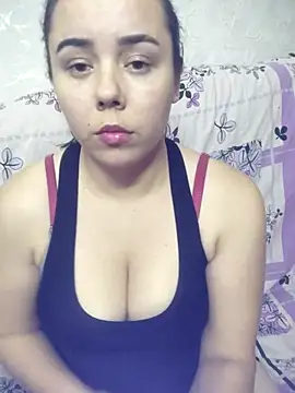 Snapshot of CutieMarine chatting on 10/26/25, 10:43 CutieMarine online show from 10/26/25, 10:43