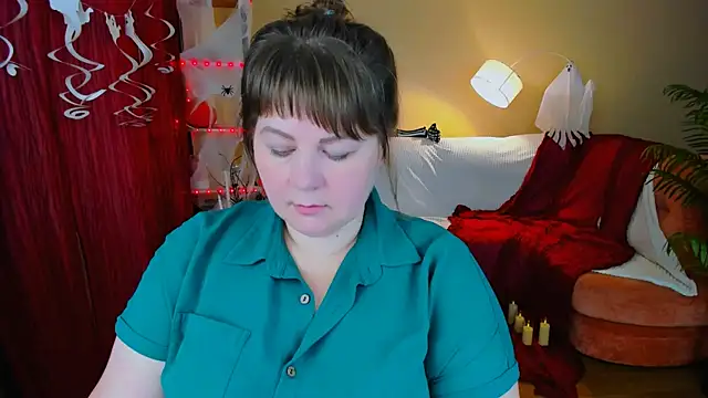 Snapshot of CrystaalStaar chatting on 10/26/25, 09:26 CrystaalStaar online show from 10/26/25, 09:26