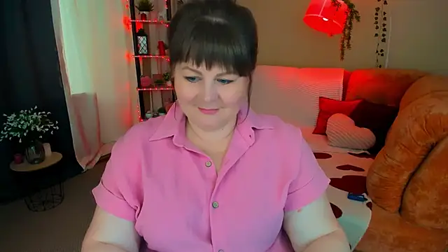 Snapshot of CrystaalStaar chatting on 07/07/26, 11:47 CrystaalStaar online show from 07/07/26, 11:47