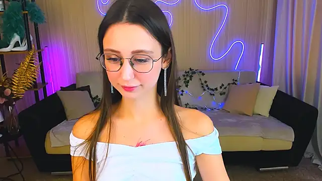 YourLovellyStory online show from 09/20/25, 11:22