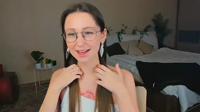 YourLovellyStory online show from 01/15/26, 11:26