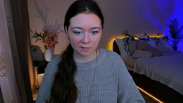 AlluringLookk online show from 09/21/25, 04:14