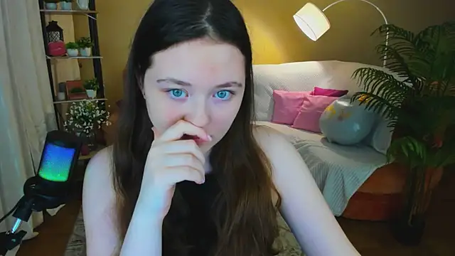 AlluringLookk online show from 01/19/26, 04:22