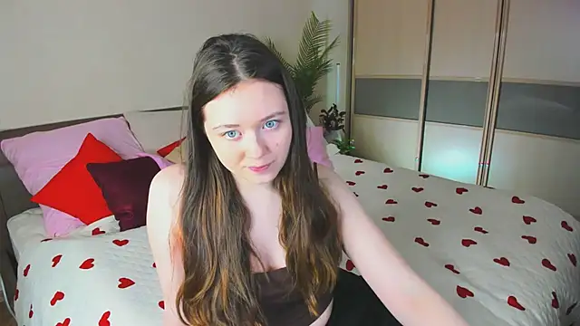 AlluringLookk online show from 03/22/26, 11:13