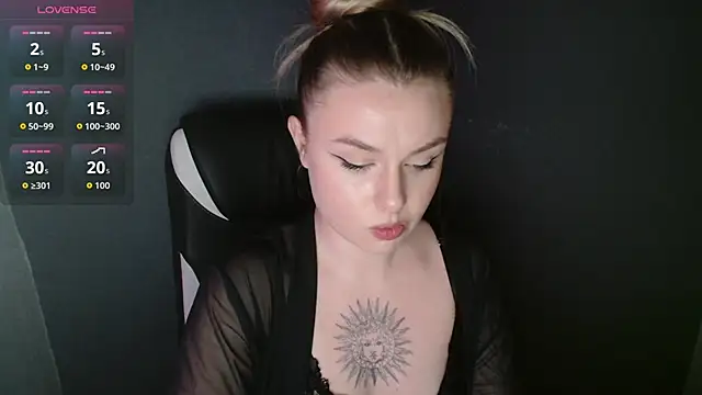 AngelicaHollywood online show from 11/12/25, 08:30