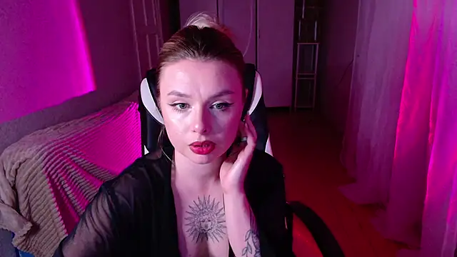 AngelicaHollywood online show from 02/16/26, 06:15