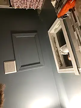 chocolate bella online show from 12/21/25, 07:15