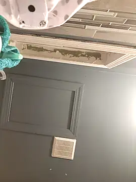 chocolate bella online show from 04/12/26, 06:07