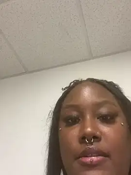 Cocomamii1 online show from 03/06/26, 04:20