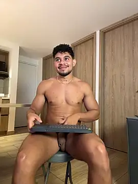 Snapshot of austin_spears_ chatting on 06/19/26, 03:22 austin spears online show from 06/19/26, 03:22