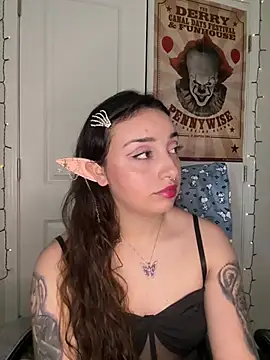 CharmingMaddie online show from 03/28/26, 08:52