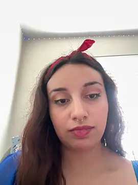 Snapshot of CharmingMaddie chatting on 04/28/26, 05:40 CharmingMaddie online show from 04/28/26, 05:40