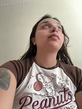 Snapshot of CharmingMaddie chatting on 05/27/26, 03:42 CharmingMaddie online show from 05/27/26, 03:42